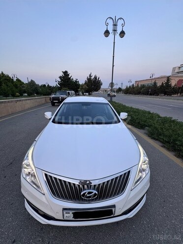 Hyundai Grandeur-1
