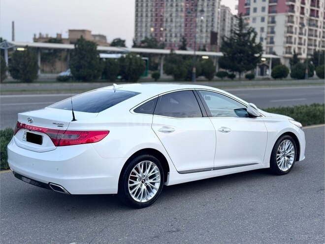 Hyundai Grandeur-13