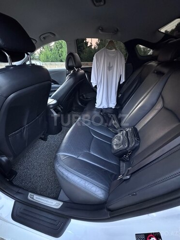 Hyundai Grandeur-18