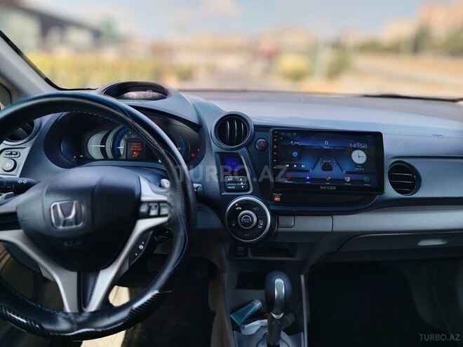 Honda Insight-4