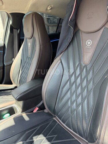 Chevrolet Cruze-13