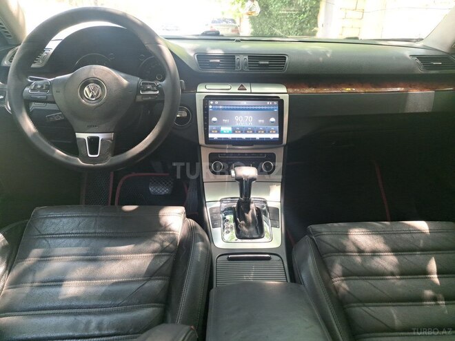 Volkswagen Passat-4
