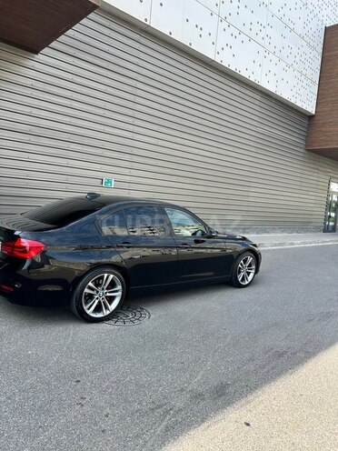BMW 320-12