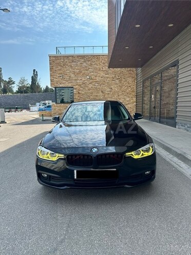 BMW 320-1