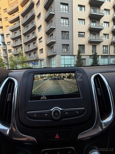 Chevrolet Equinox-8