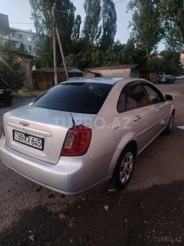 Chevrolet Lacetti-4