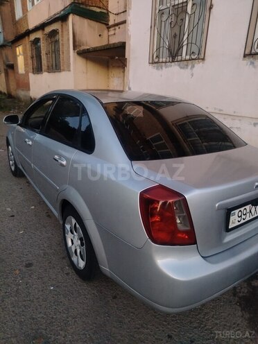 Chevrolet Lacetti-3