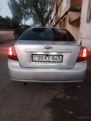 Chevrolet Lacetti-8