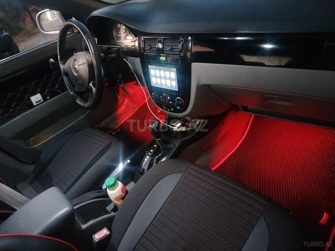 Chevrolet Lacetti-6