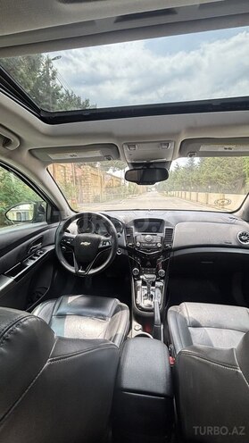 Chevrolet Cruze-16