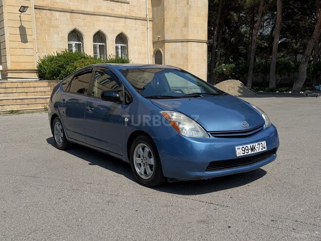 Toyota Prius-3