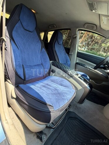 Toyota Prius-10