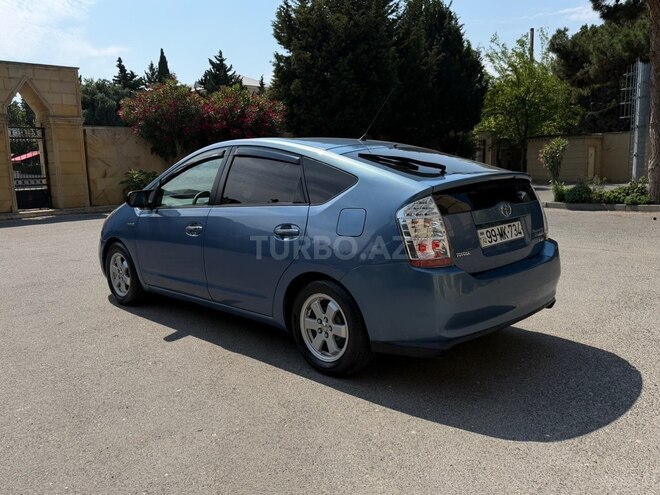 Toyota Prius-7