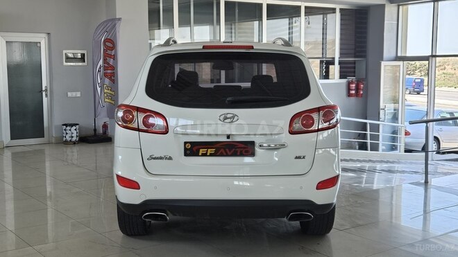 Hyundai Santa Fe-2