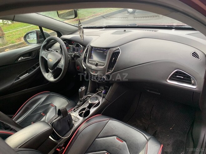 Chevrolet Cruze-9