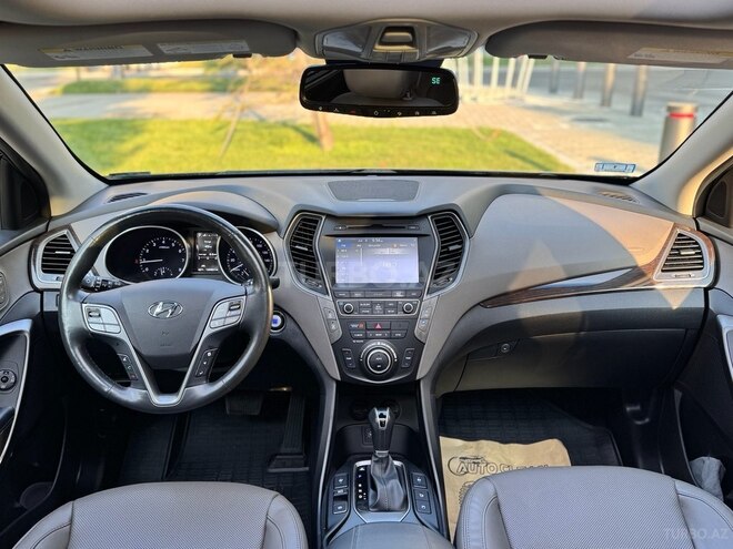 Hyundai Santa Fe-14