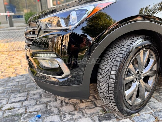 Hyundai Santa Fe-15