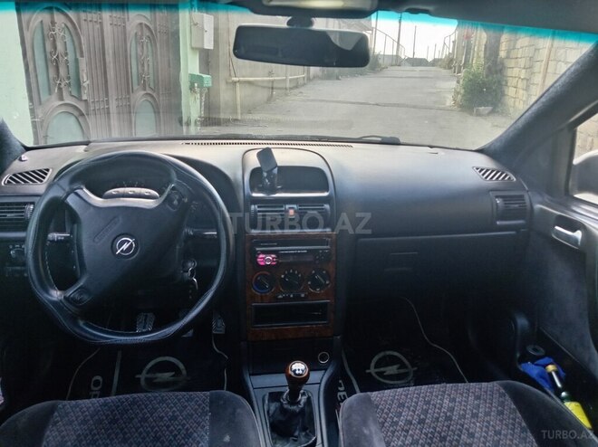 Opel Astra-3