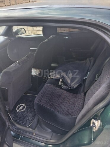 Opel Astra-4
