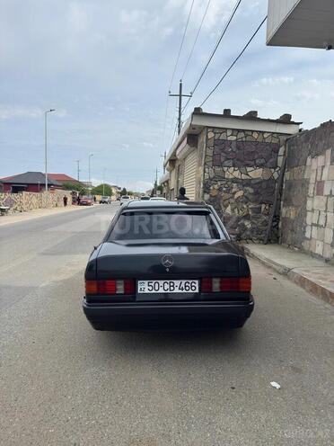 Mercedes 190-4