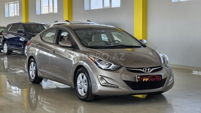 Hyundai Elantra-6