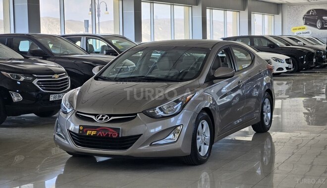 Hyundai Elantra-10