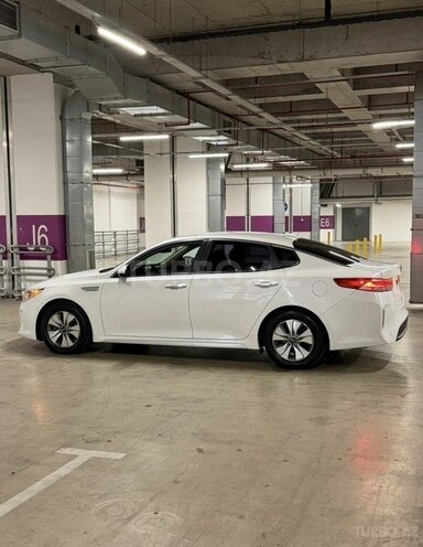 Kia Optima-3