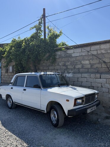 LADA (VAZ) 2107-1
