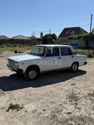 LADA (VAZ) 2107-5