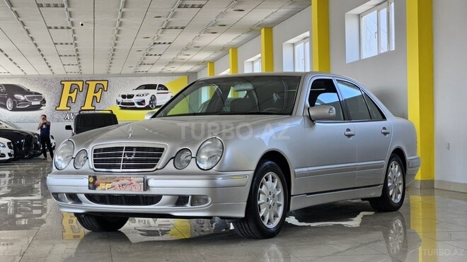 Mercedes E 240-2