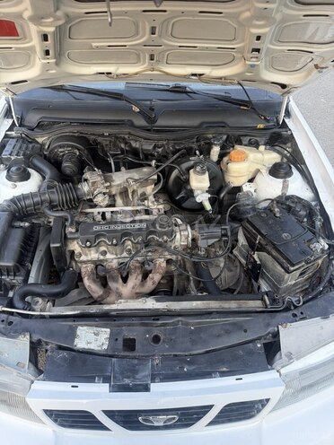 Daewoo Nexia-7