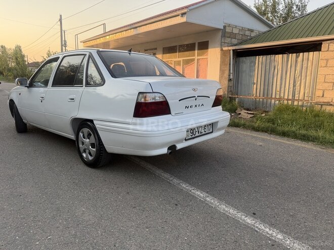 Daewoo Nexia-4