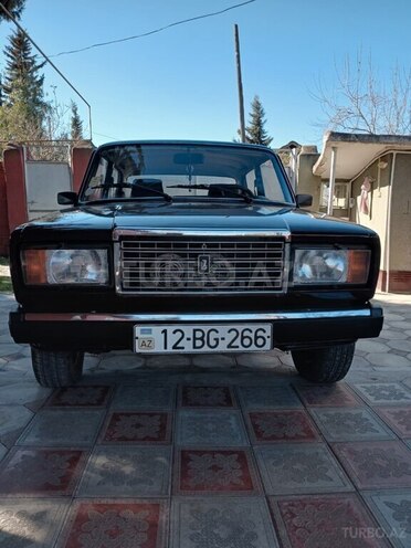 LADA (VAZ) 2107-5