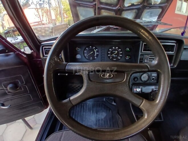 LADA (VAZ) 2107-17