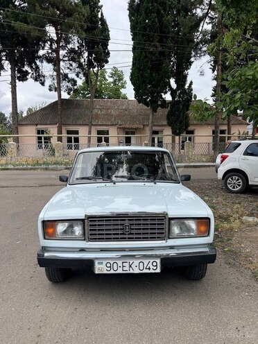 LADA (VAZ) 2107-1