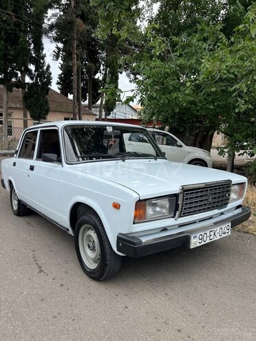 LADA (VAZ) 2107-4