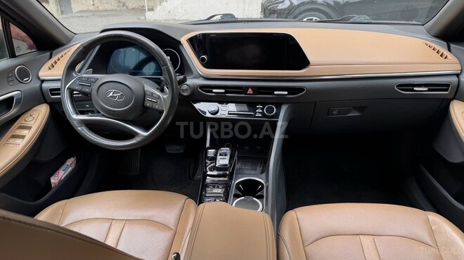 Hyundai Sonata-3