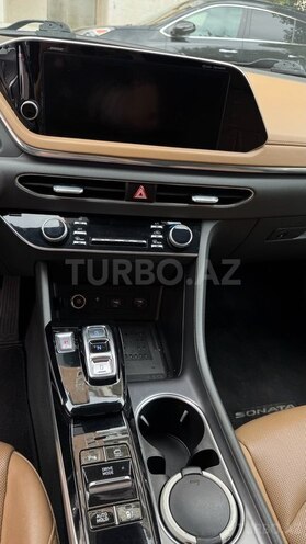 Hyundai Sonata-11