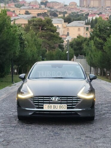 Hyundai Sonata-1