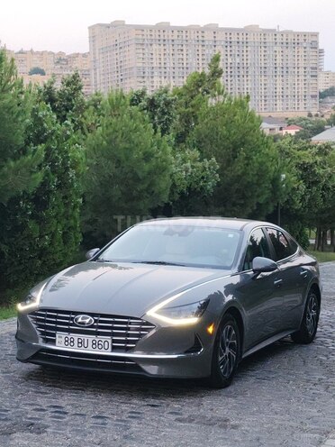 Hyundai Sonata-5