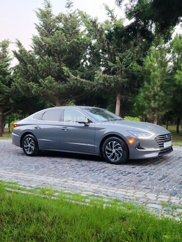 Hyundai Sonata-6