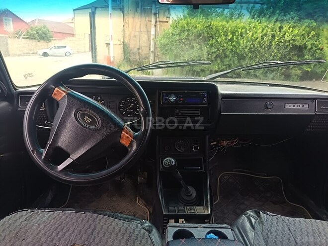 LADA (VAZ) 2107-4