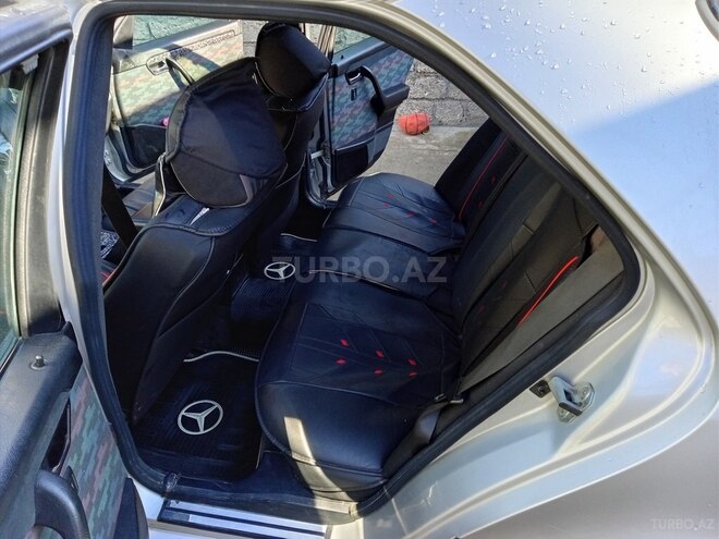 Mercedes C 220-10