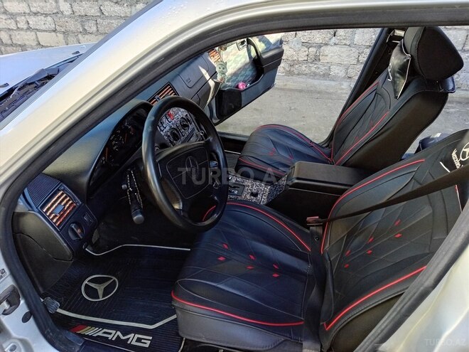 Mercedes C 220-11