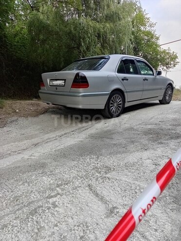 Mercedes C 220-6