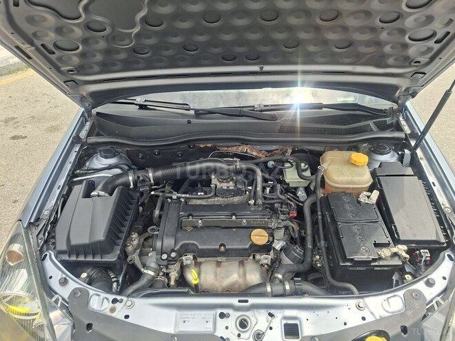 Opel Astra-11