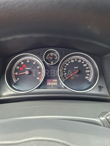 Opel Astra-12