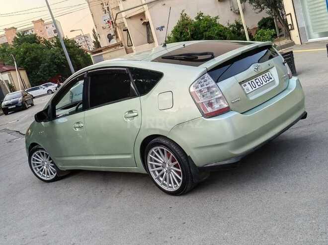 Toyota Prius-7