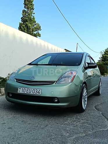 Toyota Prius-5