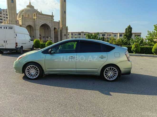 Toyota Prius-11